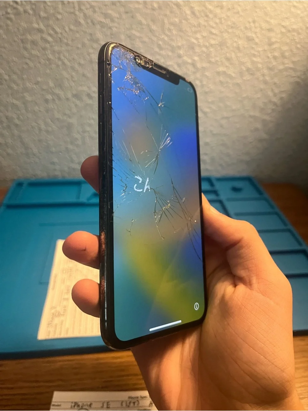 iPhone X 64GB Unlocked – Cracked Front & Back – Fully Functional